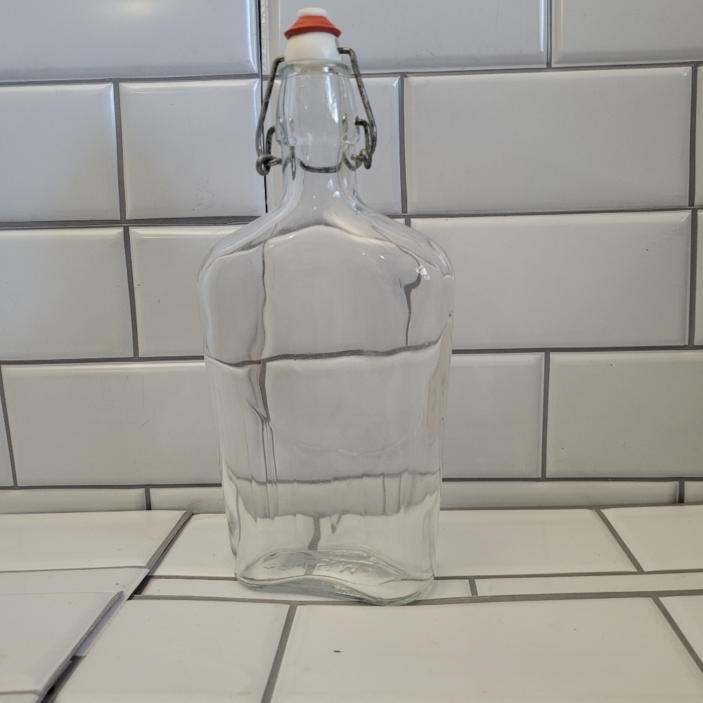 Vintage Clear Glass Flask Bottle with Stopper Made in Italy Medium Size 18-20oz